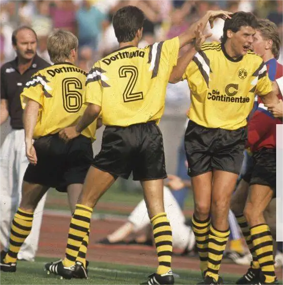 Borussia Dortmund Home Retro Jersey 1989/90
