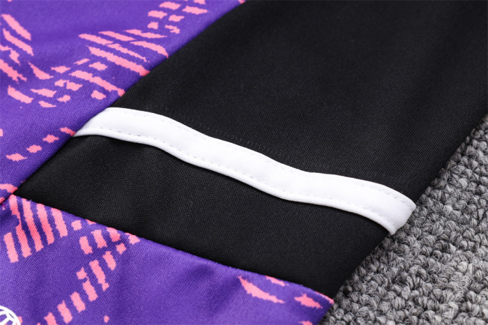 Juventus Training Jersey 23/24