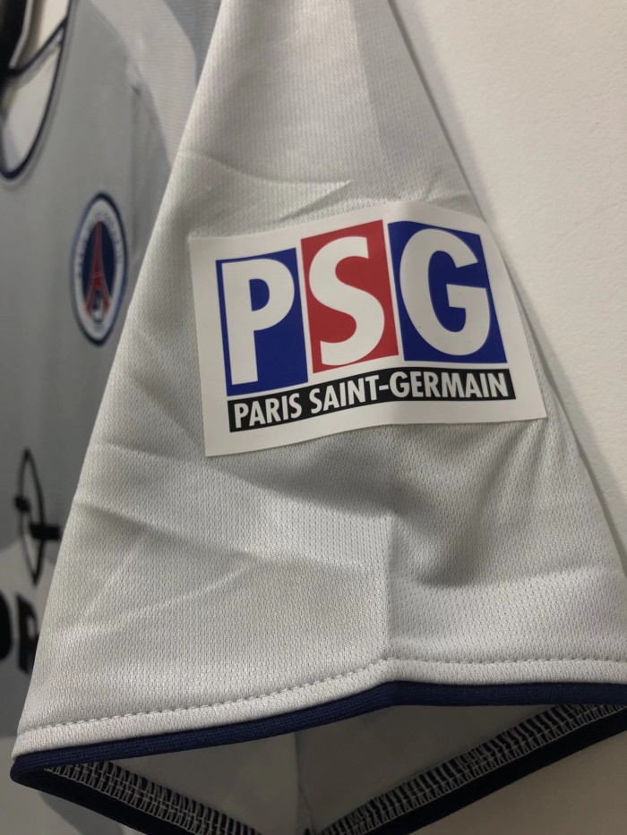 Paris Saint Germain Away Retro Jersey 2001/02