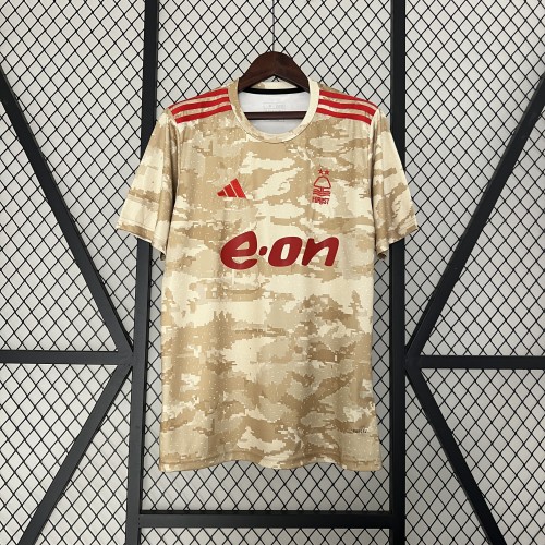 Nottingham Forest Limited Edition Warm Up Man Jersey 23/24