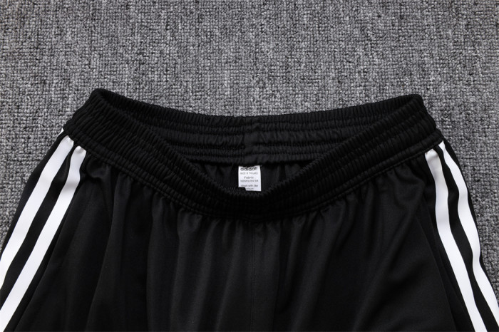 Juventus Training Jersey 23/24