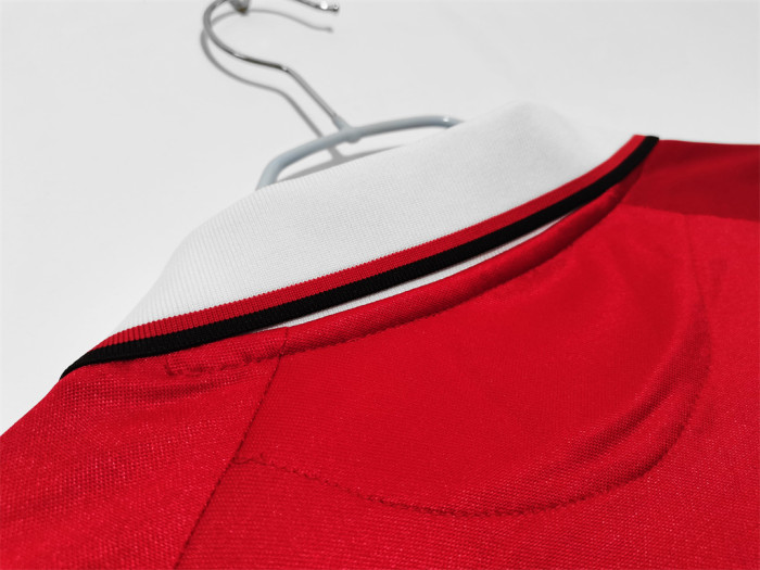 Manchester United Home Long Sleeve Retro Jersey 1999/00