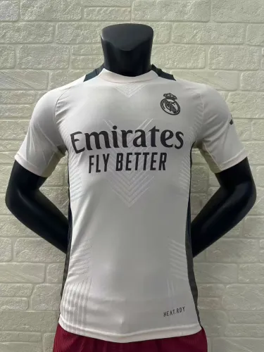 Real Madrid Training Player Jersey 24/25