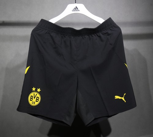 Borussia Dortmund Player Home Shorts 24/25