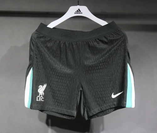 Liverpool Away Player Shorts 24/25
