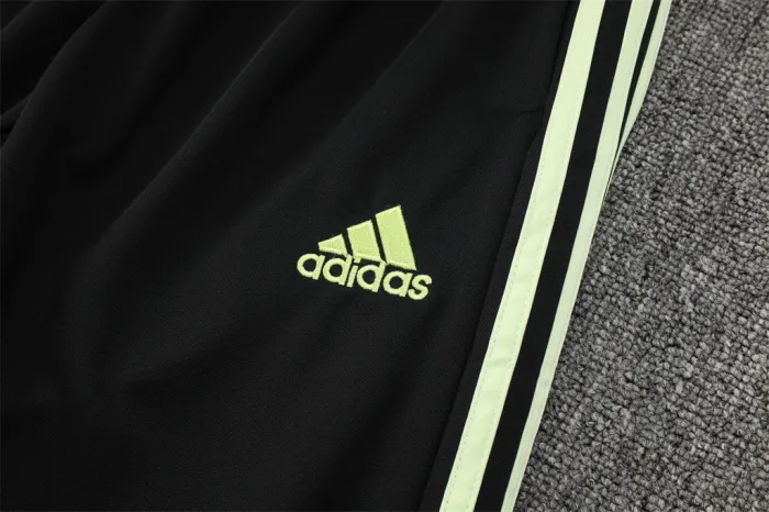 Manchester United Training Jacket 24/25
