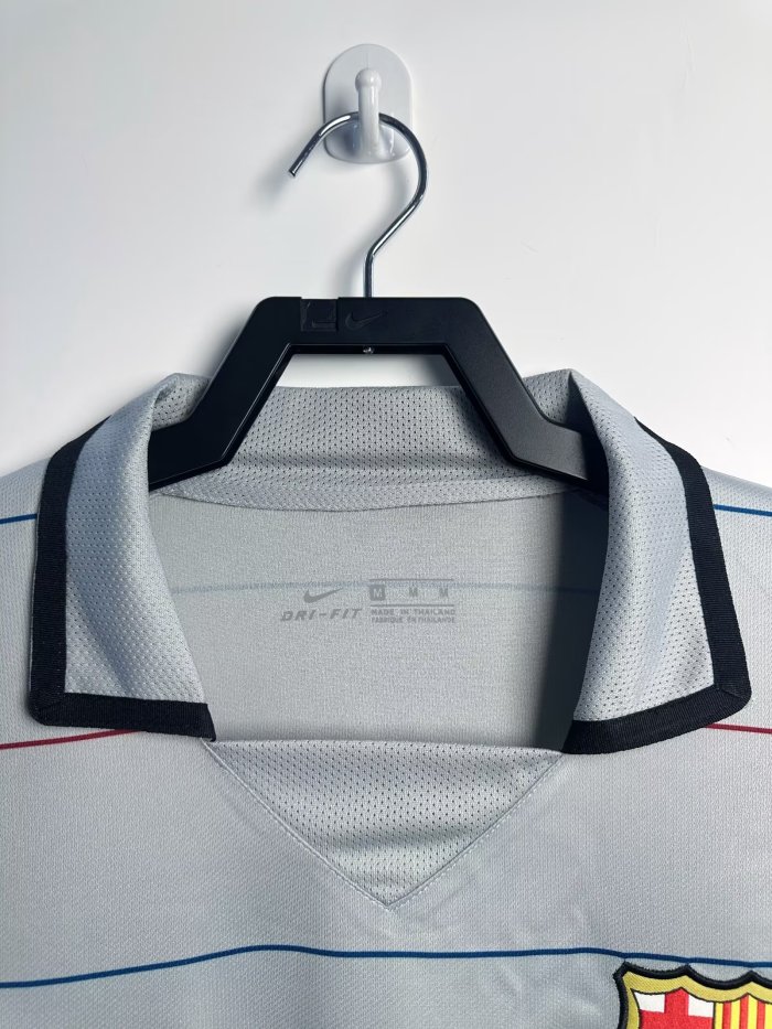 Barcelona Away Long Sleeve Retro Jersey 2003/04