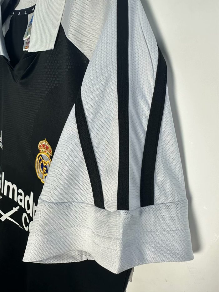 Real Madrid Away Retro Jersey 2001/02
