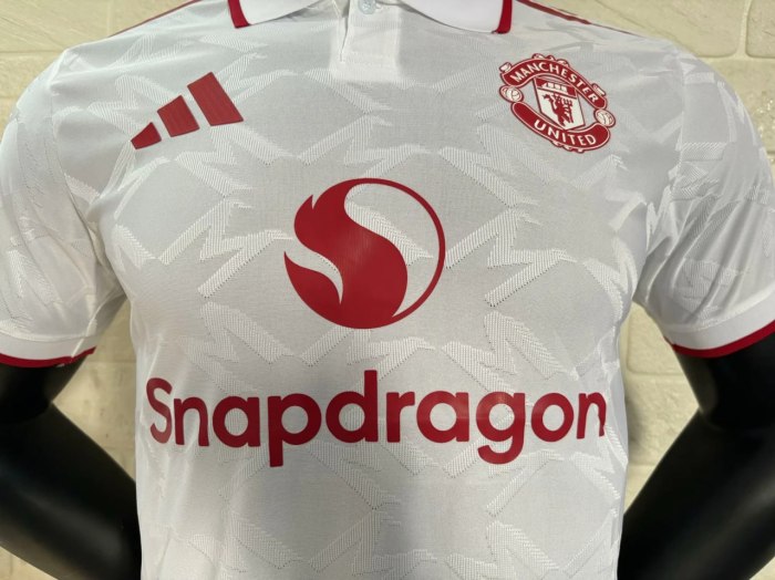 Manchester United White Player Jersey 25/26