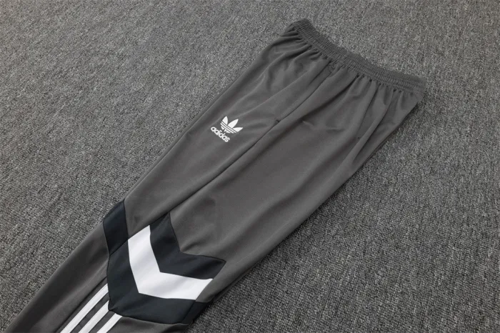 Real Madrid Training Pants 24/25