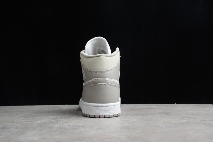 Air Jordan 1 Mid Linen