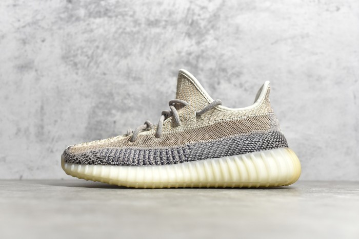 Yeezy Boost 350 v2 GY7658