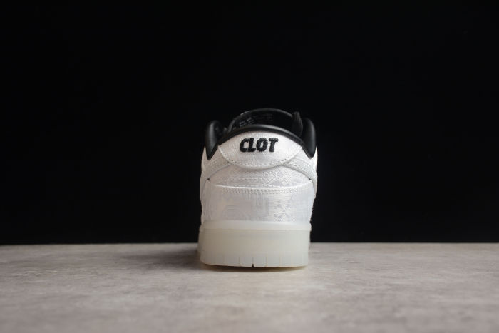 FN0315-110 CLOT × Fragment × Nike Dunk Low White Black