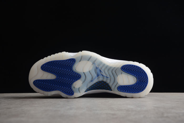 Air Jordan 11 Retro Midnight Navy White AT7802-115
