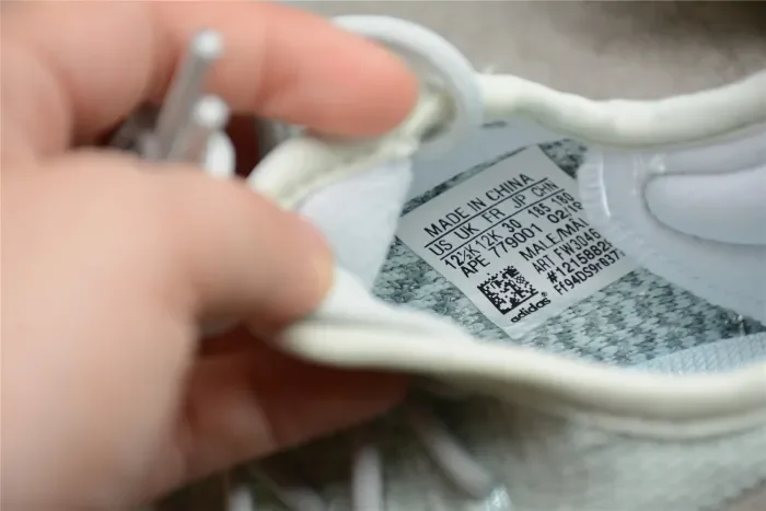 Yeezy Kids Boost 350 V2 Cloud White FW3046