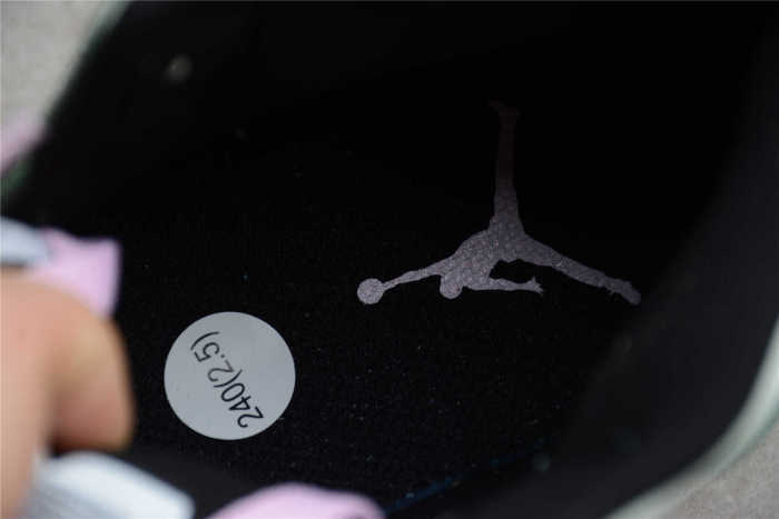 Air Jordan 1 Mid SE Dutch Green Black CZ0774-300