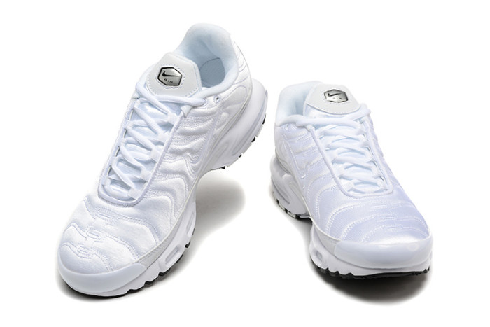 Air Max Plus WMNS “Reflective” FZ4342-001