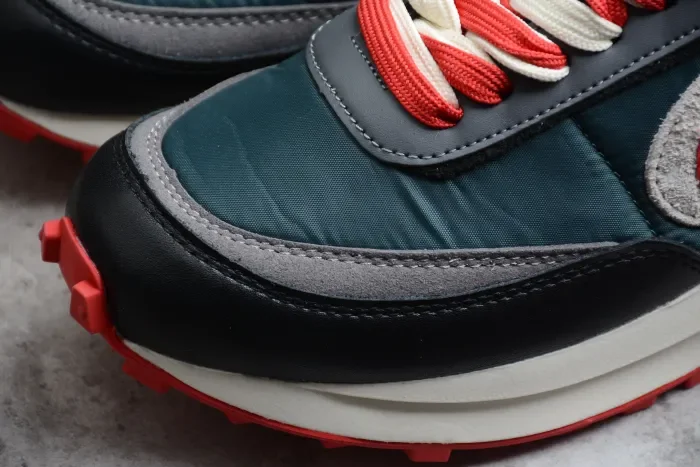Nike LD Waffle sacai Undercover Midnight Spruce University Red DJ4877-300