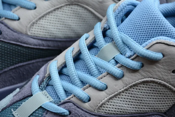 Yeezy Boost 700 “Carbon Blue” FW2498