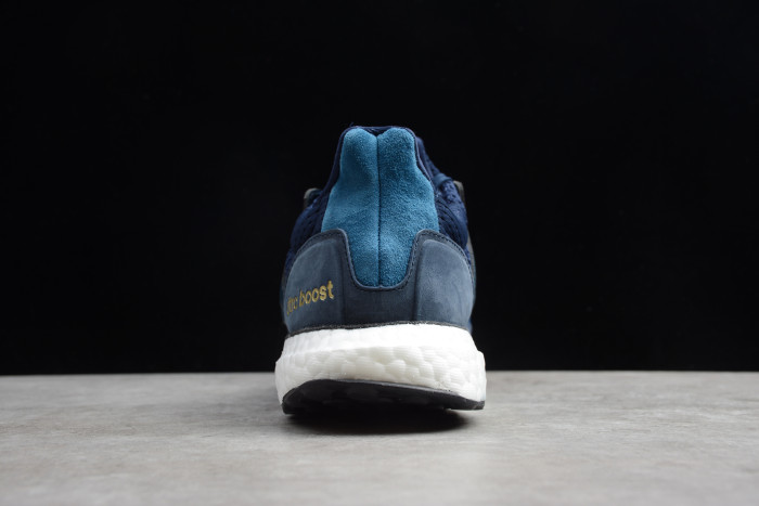 UltraBoost S&L Collegiate Navy Legend Marine Gold Met EF0725