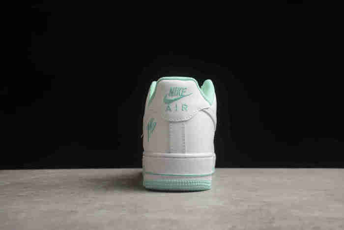 Air Force 1 07 Low White Green PF9055-774