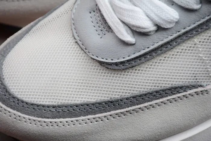 Sacai x Nike LD Waffle Summit White - BV0073 100