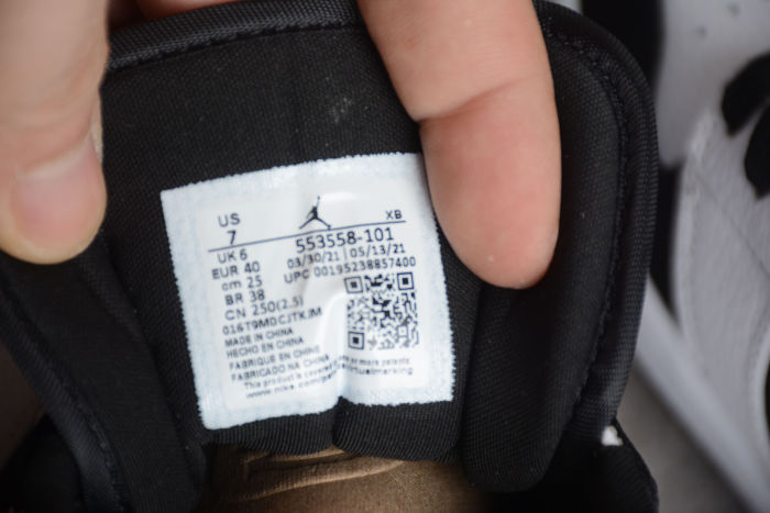 Air Jordan 1 low reverse panda white and black 553558-101