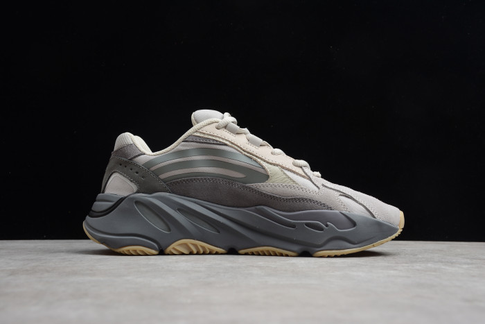 Yeezy Boost 700 V2 Tephra | FU7914