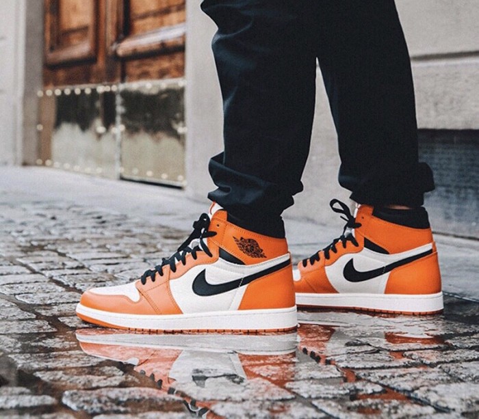 Air Jordan 1 Retro High OG Shattered Backboard 555088-113