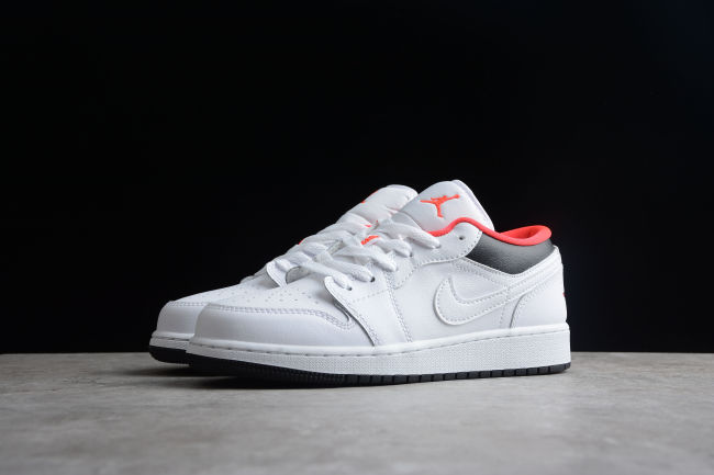 Jordan 1 Low White Black Infrared (GS)