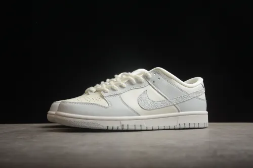 SB Dunk Low NeedleWork Sail (FJ4553-133)