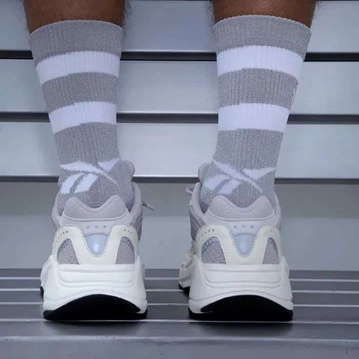 Yanye x Yeezy 700 V2 “Static” EF2829