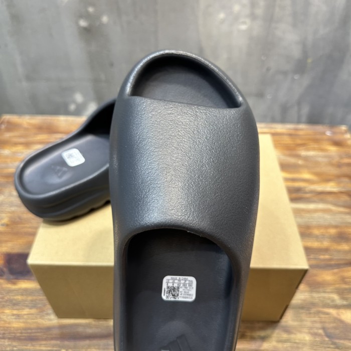 Adidas Yeezy Slide Black FW6345