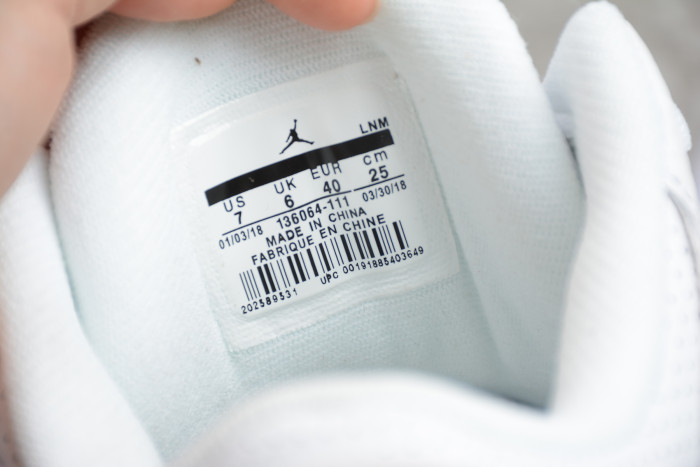 Air Jordan 3 Retreat 136064-111