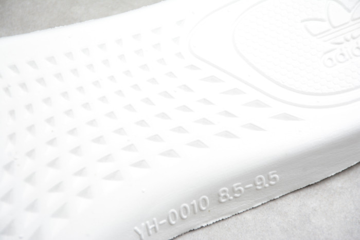 Yeezy 350 Boost V2 “Sesame” F99710