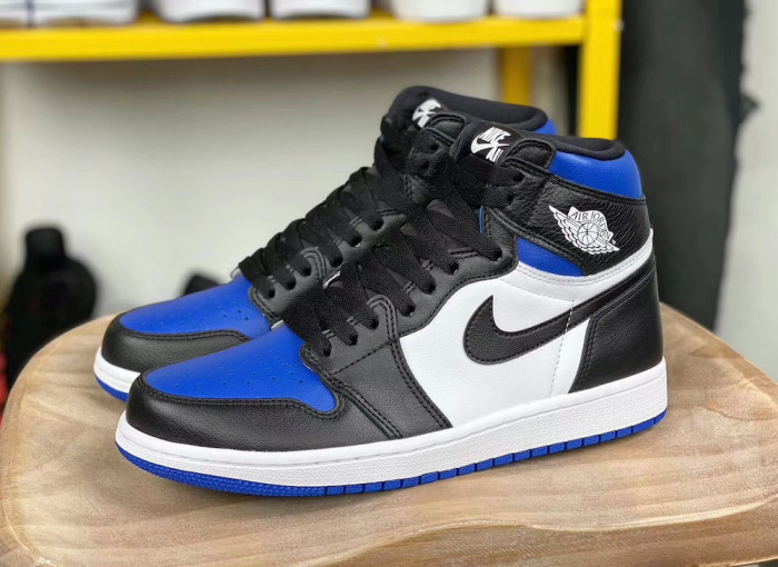 Air Jordan 1 “Game Royal” 555088-041