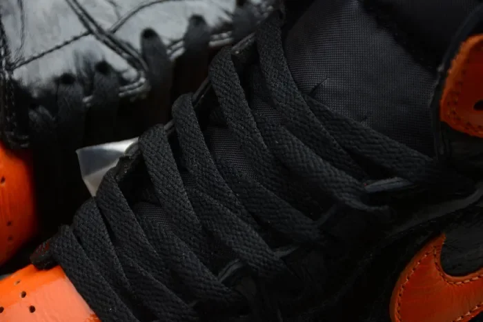 Air Jordan 1 Retro High OG“Shattered Backboard 3.0” 555088-028
