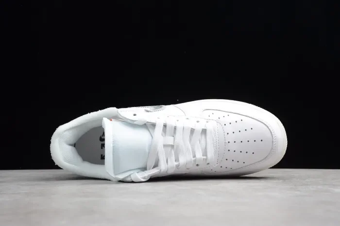 Conplex Con Off-White x MoMa x Air Force 1'07 Virgil White with Zip-Tie AV5210-100