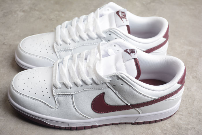 SB Dunk Low Night Maroon DV0831-102