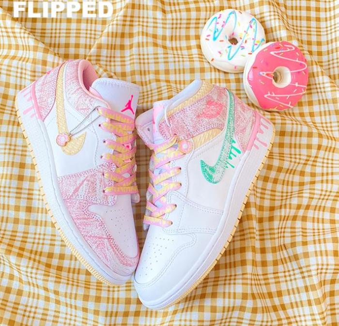 Air Jordan 1 Mid SE GS Paint Drip White Pink DD1666-100 GS