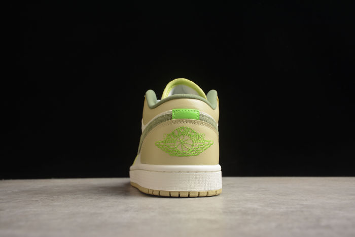 Nike Air Jordan 1 Low “Green Sail” (W)(2023) FD9906-131