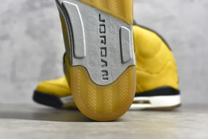 Air Jordan 5 Retro T23 “Tokyo” 454783-701