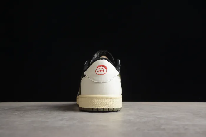 Air Jordan 1 Retro Low OG SP Travis Scott Olive DZ4137-106