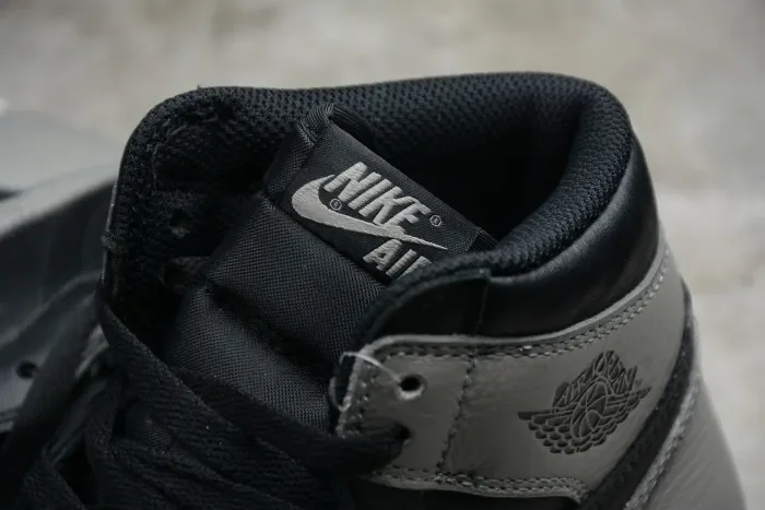 Air Jordan 1 Retro High OG “Shadow” 555088-013