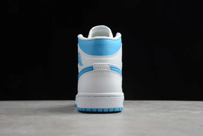 Air Jordan 1 Mid 'UNC' 2020 BQ6472-114
