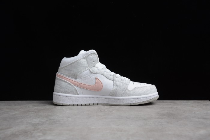 Air Jordan 1 Mid SE Light Iron Ore”