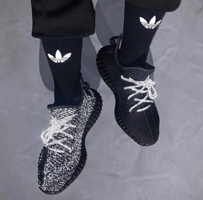 Yeezy Boost 350 V2“Black Static” Reflective EF2368