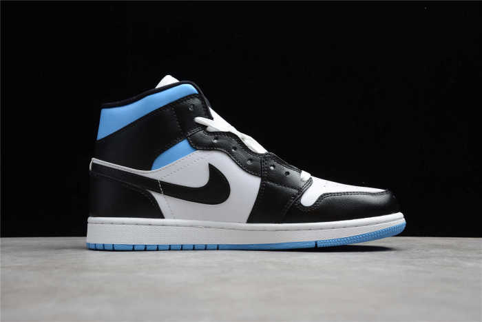 Air Jordan 1 Mid “University Blue” BQ6472-102