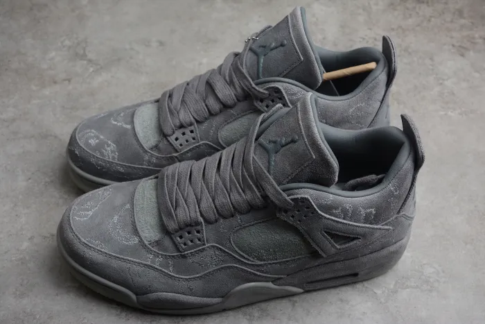 Kaws x Air Jordan 4 Retro “Cool Grey” 930155-003