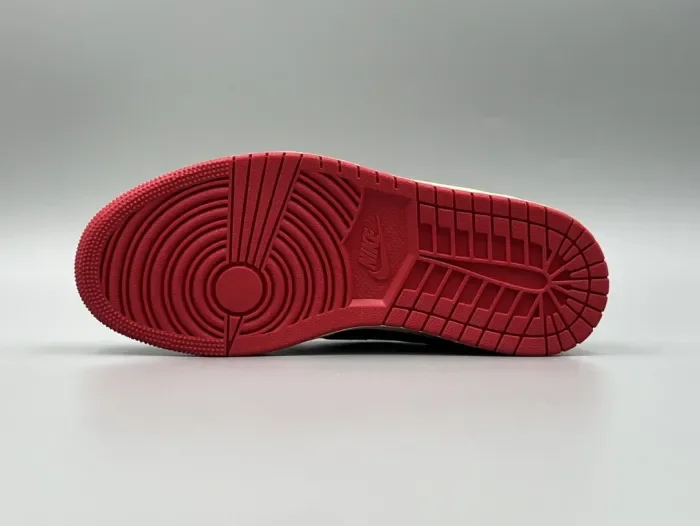 Travis Scott x Air Jordan 1 Black and Red